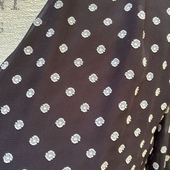 GABY SKYE,  SPOTTED FAUX WRAP HIGH LOW MIDI DRESS. Size 8 - Picture 4 of 8